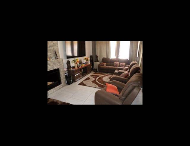 4 BEDROOM HOUSE FOR SALE IN LAMBTON